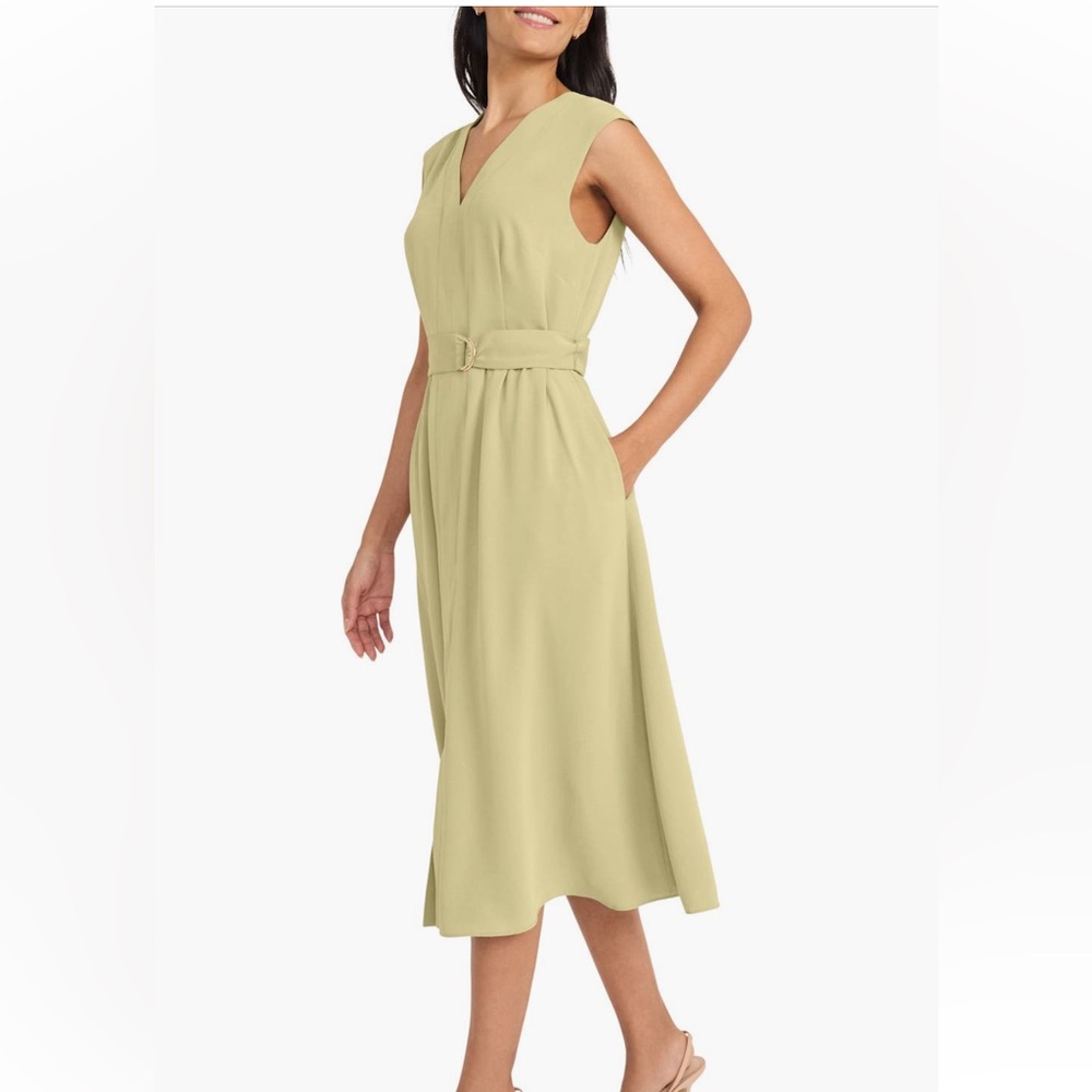 BNWOT Maggy London moss  V-Neck Dress